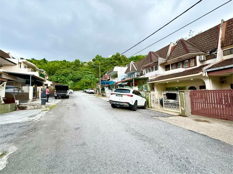 2-storey Terraced House for Sale in Taman Mega Jaya (Ampang) - Thoriq Suparman - Exterior - PropertyGuru.com.my