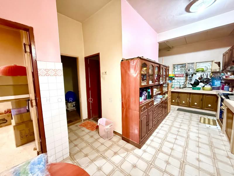 2-storey Terraced House for Sale in Taman Mega Jaya (Ampang) - Thoriq Suparman - Kitchen - PropertyGuru.com.my