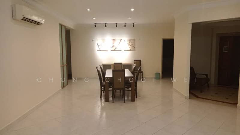 Condominium for Rent at Gurney Beach Resort - Chong Chooi Wei - Dining Room - PropertyGuru.com.my