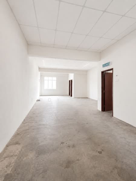Kedai untuk Disewa di Taman Kota Syahbandar (Melaka City) - Eddy Leow - Interior - PropertyGuru.com.my