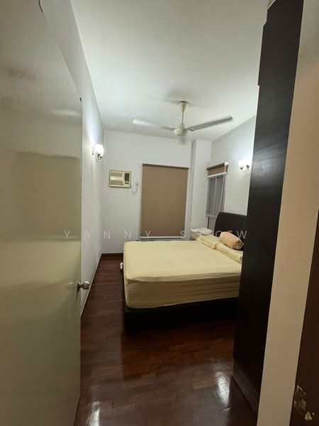 Condominium for Sale at Seri Maya Condominium - Yanny Siow - Bedroom - PropertyGuru.com.my
