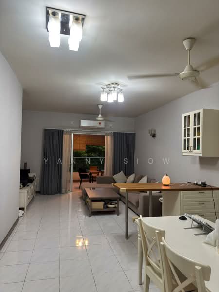 Condominium for Sale at Seri Maya Condominium - Yanny Siow - Living Room - PropertyGuru.com.my