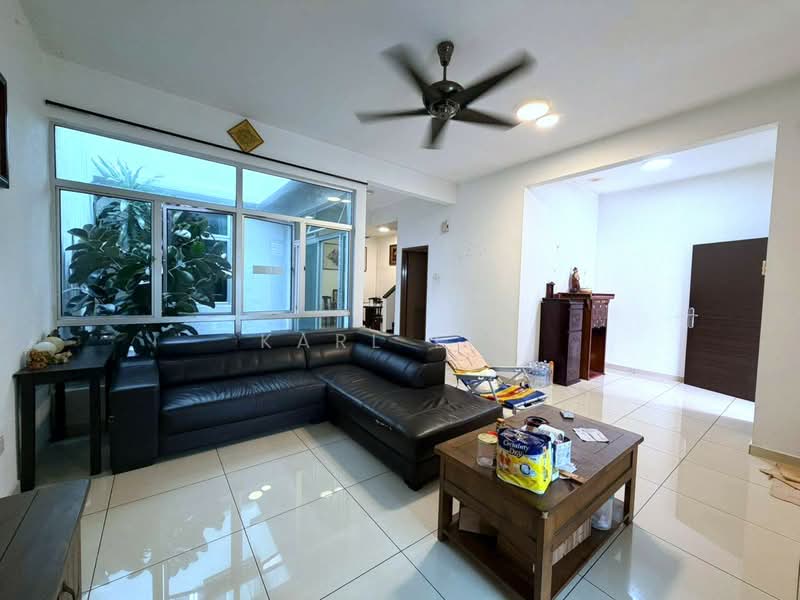 Rumah Teres 2-Tingkat untuk Dijual di Taman Mutiara Rini (Skudai) - Karl Lim - Living Room - PropertyGuru.com.my