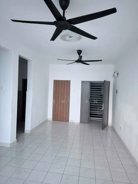 Apartment for Rent at Residensi Larkin Indah - Alen Tan - Living Room - PropertyGuru.com.my