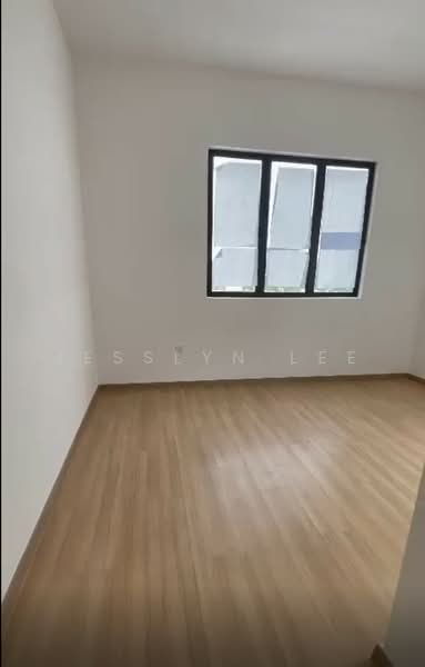 Semi-Detached House for Sale in Semenyih (Selangor) - Jesslyn Lee - Bedroom - PropertyGuru.com.my