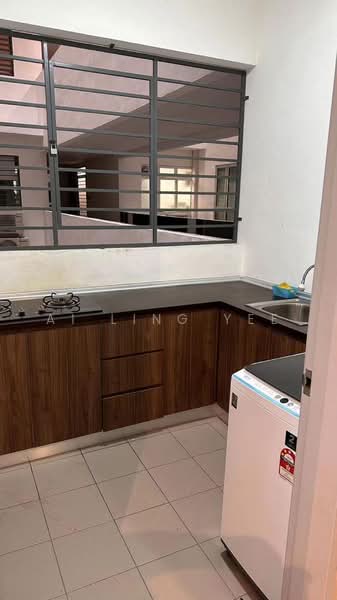 Kediaman Servis untuk Disewa di Gaya Resort Homes - Ai Ling Yee - Kitchen - PropertyGuru.com.my