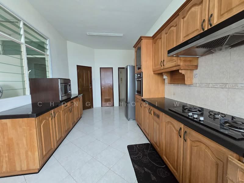Condominium for Rent at Gurney Beach Resort - Chong Chooi Wei - Kitchen - PropertyGuru.com.my