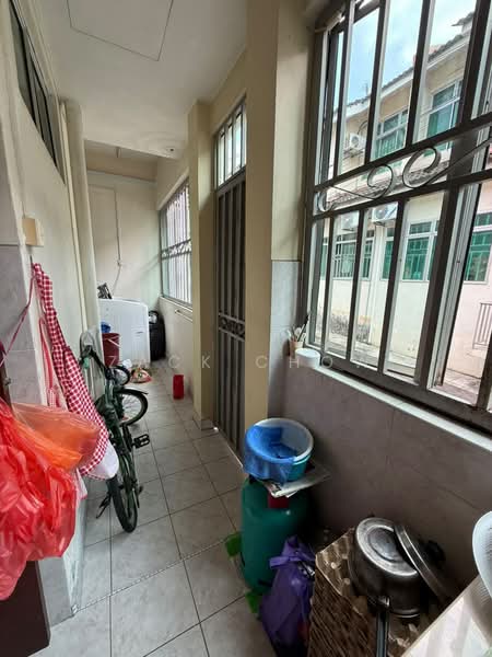 2-storey Terraced House for Sale in Taman Gaya (Ulu Tiram) - Zack Chow - Balcony - PropertyGuru.com.my