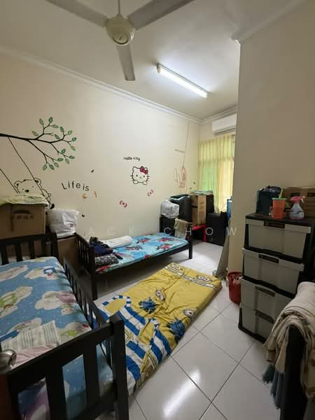 2-storey Terraced House for Sale in Taman Gaya (Ulu Tiram) - Zack Chow - Bedroom - PropertyGuru.com.my