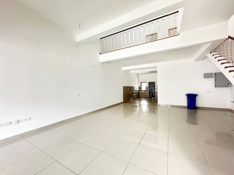 2-storey Terraced House for Sale in Elmina (Shah Alam) - Alif Saad - Living Room - PropertyGuru.com.my