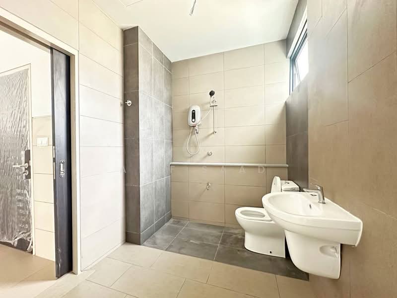 2-storey Terraced House for Sale in Elmina (Shah Alam) - Alif Saad - Bathroom - PropertyGuru.com.my