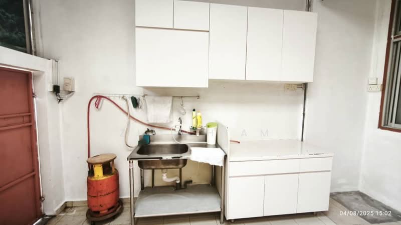 Rumah Teres 2-Tingkat untuk Disewa di Ulu Tiram (Johor) - Ziv Chiam - Kitchen - PropertyGuru.com.my