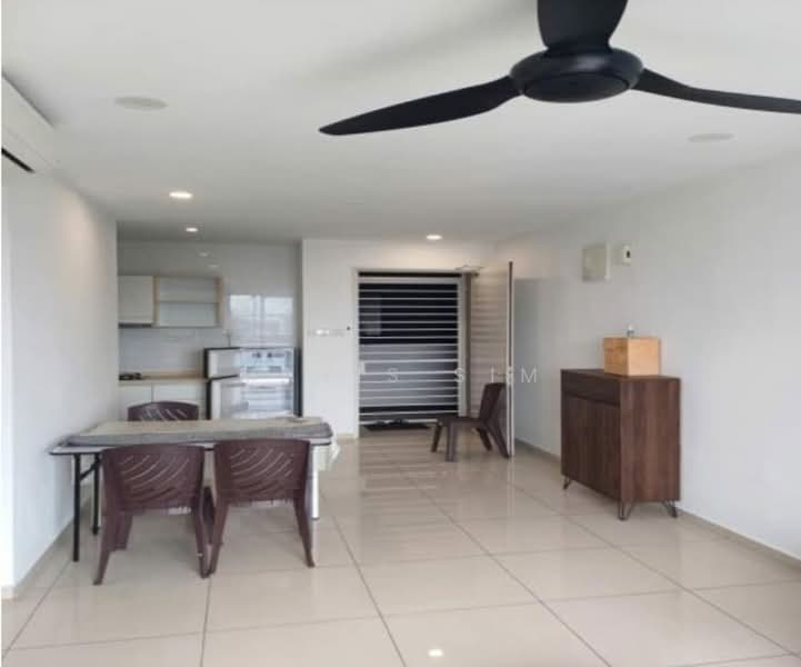 Kediaman Servis untuk Disewa di Kenwingston Avenue - Mavis Sim - Living Room - PropertyGuru.com.my