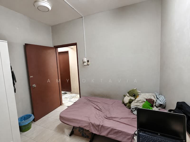 Apartment for Sale at Vista Lavender - Amy Oktavia - Bedroom - PropertyGuru.com.my