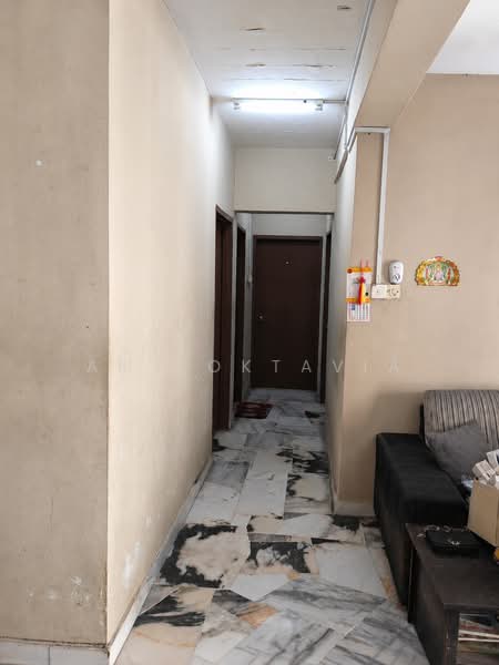 Apartment for Sale at Vista Lavender - Amy Oktavia - Corridor - PropertyGuru.com.my