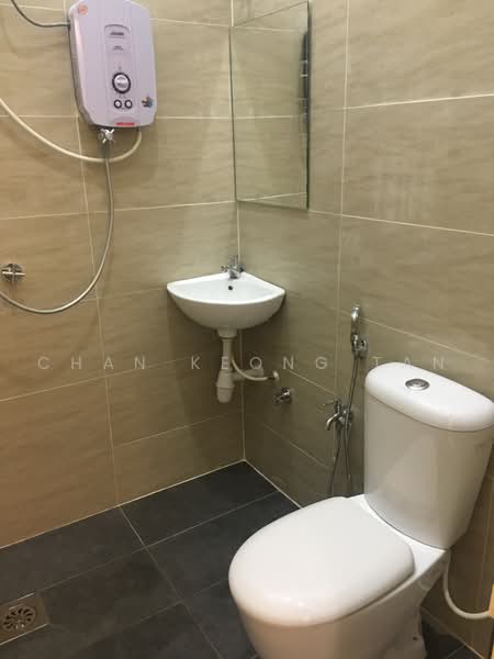 Rumah Teres 2-Tingkat untuk Disewa di Bandar Damai Perdana (Cheras) - Chan Keong Tan - Bathroom - PropertyGuru.com.my