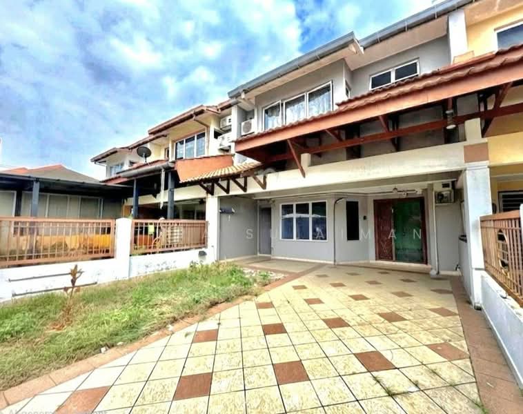 2-storey Terraced House for Sale in Seksyen 5 (Kota Damansara) - Natira Sulaiman - Exterior - PropertyGuru.com.my