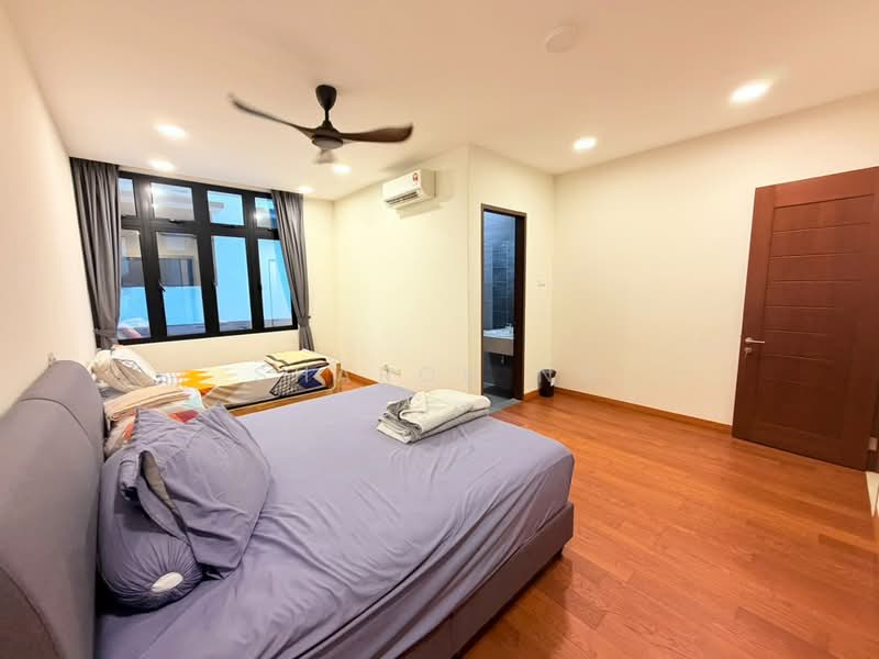 Rumah Berkembar untuk Dijual di Taman Nusa Sentral (Iskandar Puteri (Nusajaya)) - Sharon Ng - Bedroom - PropertyGuru.com.my
