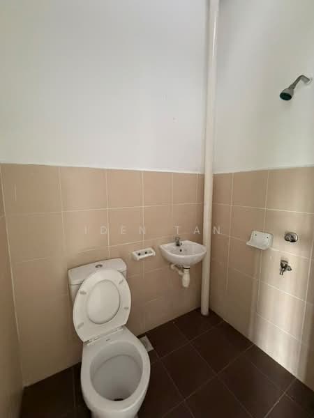2-storey Terraced House for Sale in Kulai (Johor) - Iden Tan - Bathroom - PropertyGuru.com.my