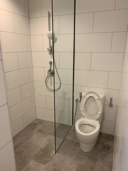Kondominium untuk Disewa di Twy Duplex Condos - Jason Liew - Bathroom - PropertyGuru.com.my