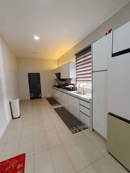 2-storey Terraced House for Sale in Taman Impian Emas (Skudai) - Danny See - Kitchen - PropertyGuru.com.my