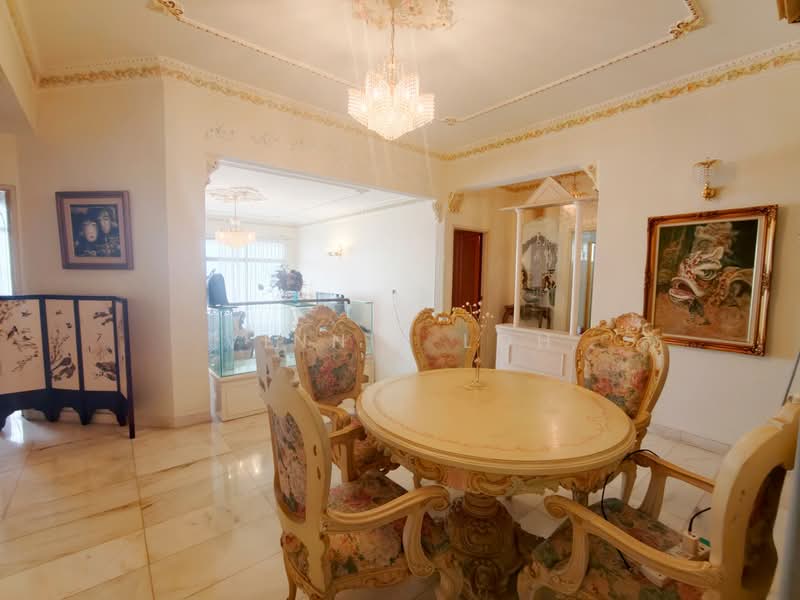 Condominium for Sale at Diamond Villa Condominium - Vinnie Loh - Dining Room - PropertyGuru.com.my