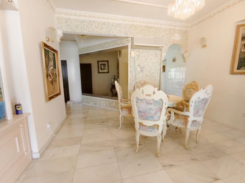 Condominium for Sale at Diamond Villa Condominium - Vinnie Loh - Dining Room - PropertyGuru.com.my
