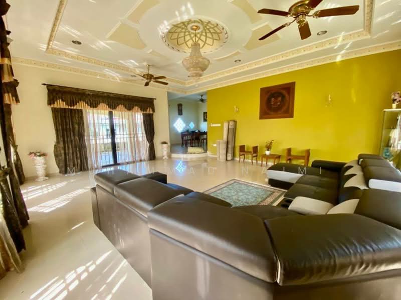 Bungalow House untuk Dijual di Cukai (Terengganu) - Muhammad Najmi - Living Room - PropertyGuru.com.my