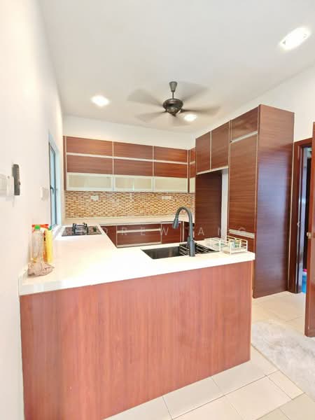 Bungalow House for Rent in Setia Eco Park (Setia Alam) - Andrew Ang - Kitchen - PropertyGuru.com.my