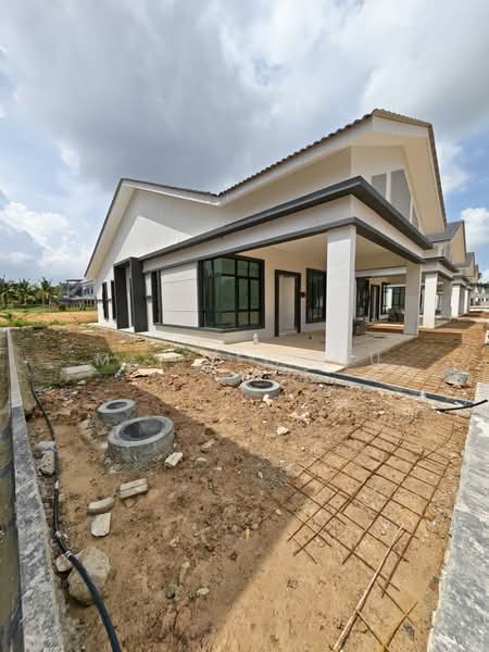 Semi-Detached House for Sale in Taman Bukit Rambai (Bukit Rambai) - Christine Liu - Exterior - PropertyGuru.com.my