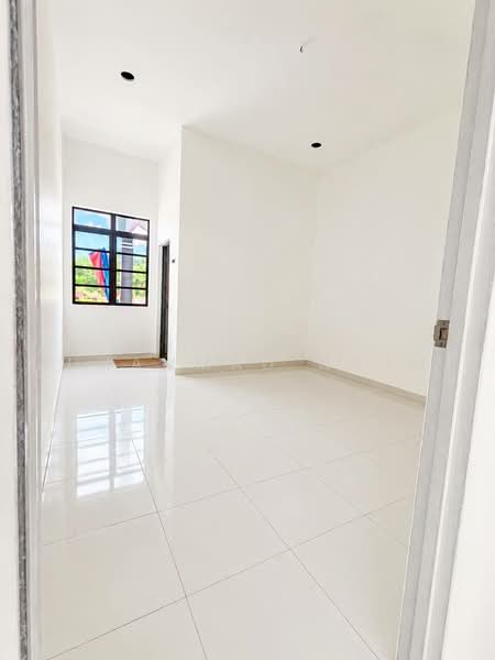 Semi-Detached House for Sale in Kampung Baru Tebing Tembah (Kuala Paka) - Muhammad Najmi - Interior - PropertyGuru.com.my