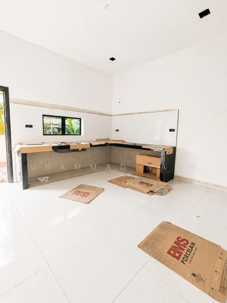 Semi-Detached House for Sale in Kampung Baru Tebing Tembah (Kuala Paka) - Muhammad Najmi - Kitchen - PropertyGuru.com.my