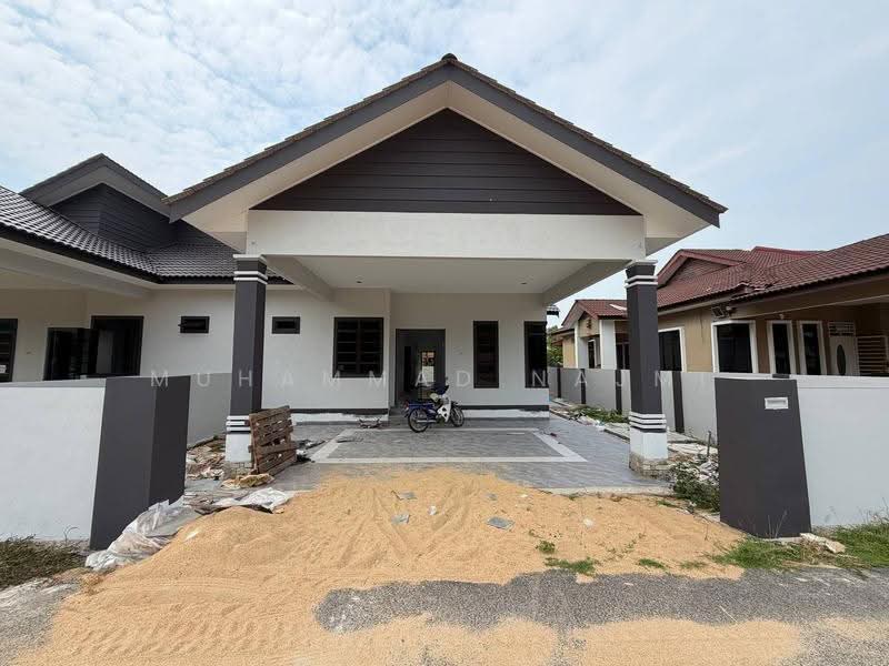 Semi-Detached House for Sale in Kampung Baru Tebing Tembah (Kuala Paka) - Muhammad Najmi - Exterior - PropertyGuru.com.my