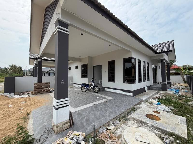 Semi-Detached House for Sale in Kampung Baru Tebing Tembah (Kuala Paka) - Muhammad Najmi - Exterior - PropertyGuru.com.my