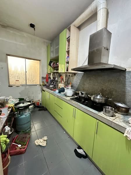 Rumah Teres 2-Tingkat untuk Dijual di Bandar Putra (Kulai) - Terry Tan - Kitchen - PropertyGuru.com.my