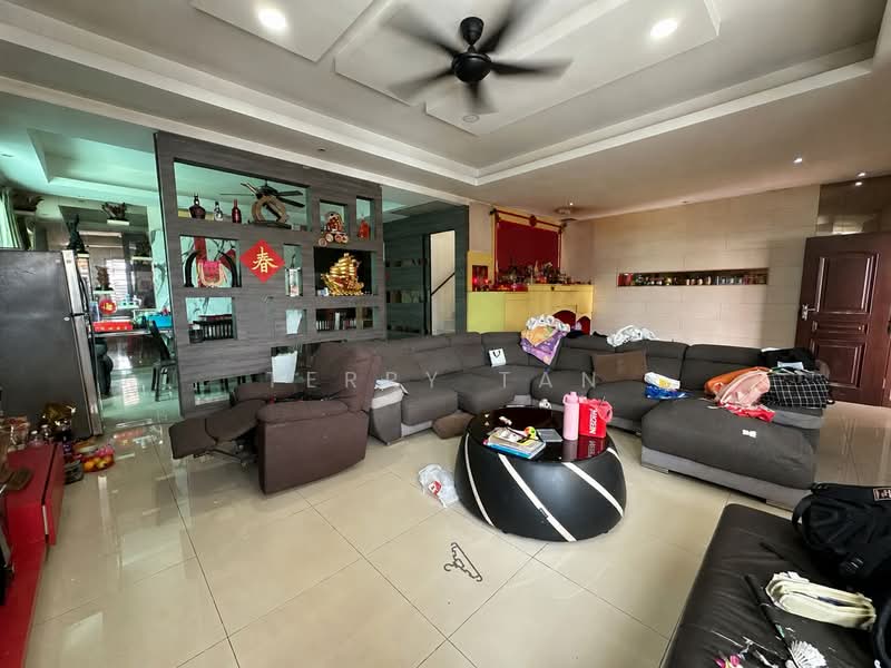 Rumah Teres 2-Tingkat untuk Dijual di Bandar Putra (Kulai) - Terry Tan - Living Room - PropertyGuru.com.my