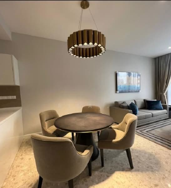 Kediaman Servis untuk Dijual di Pavilion Ceylon Hill - Rina . - Dining Room - PropertyGuru.com.my