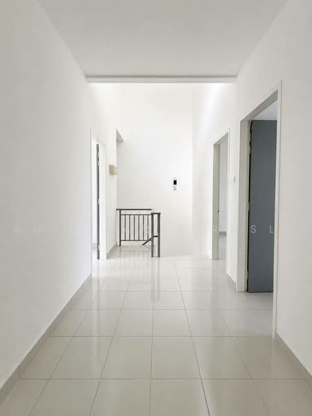 2-storey Terraced House for Sale in Kangkar Pulai (Skudai) - Amir Faris Rusli - Corridor - PropertyGuru.com.my