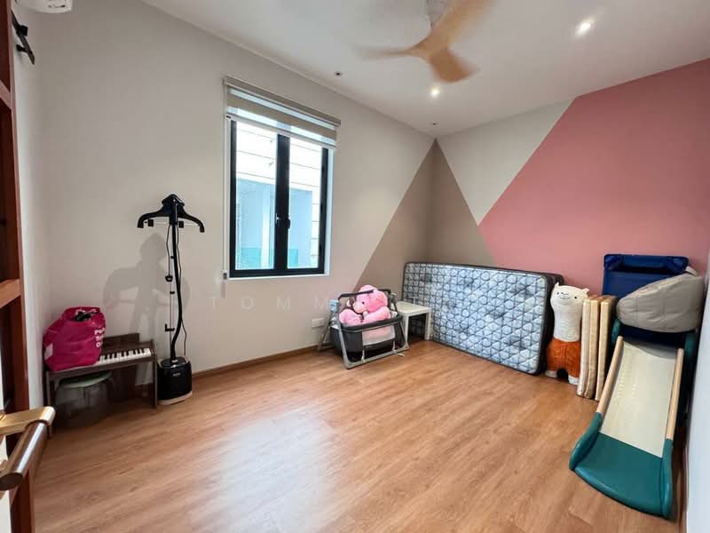 Cluster House for Sale in Mutiara Rini (Skudai) - Tommy Tai - Bedroom - PropertyGuru.com.my