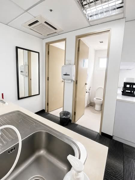 Pejabat untuk Disewa di Cheras (Selangor) - Jay Choo - Bathroom - PropertyGuru.com.my