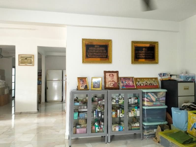 Rumah Teres untuk Disewa di Usj 3 (Subang Jaya) - Lydia Loo - Living Room - PropertyGuru.com.my