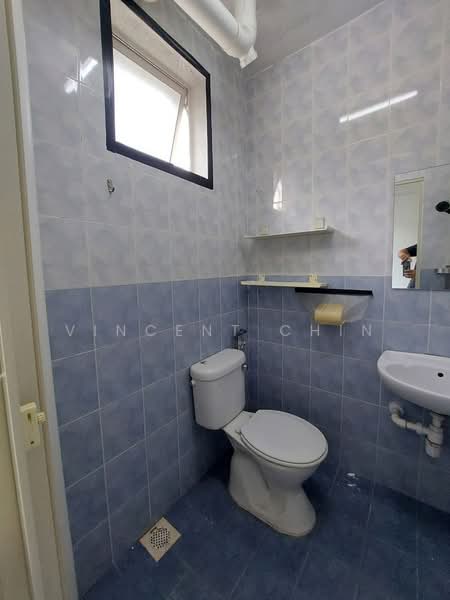 Apartment for Rent at Permai Lake View Apartment - Vincent Chin - Bathroom - PropertyGuru.com.my