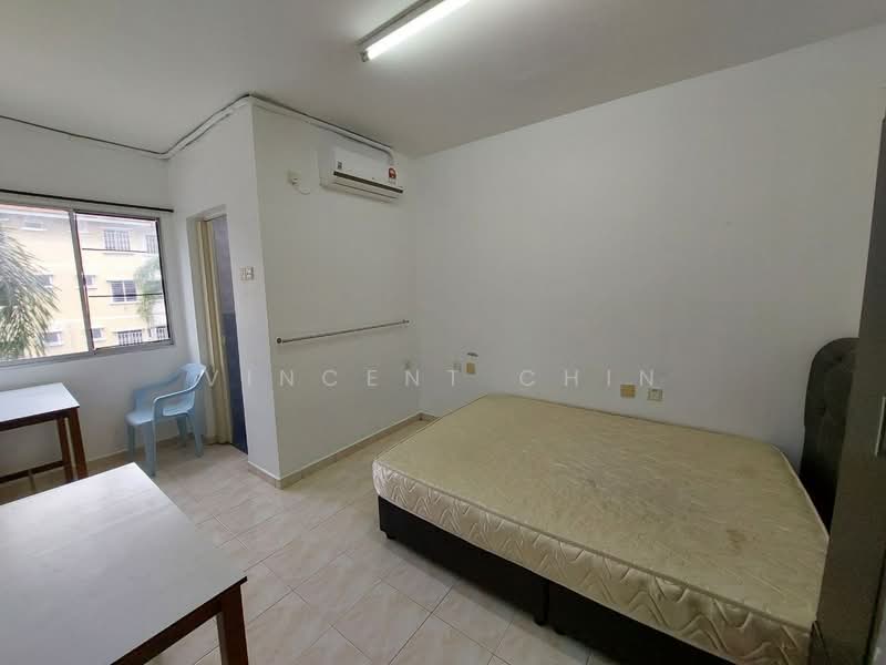 Apartment for Rent at Permai Lake View Apartment - Vincent Chin - Bedroom - PropertyGuru.com.my