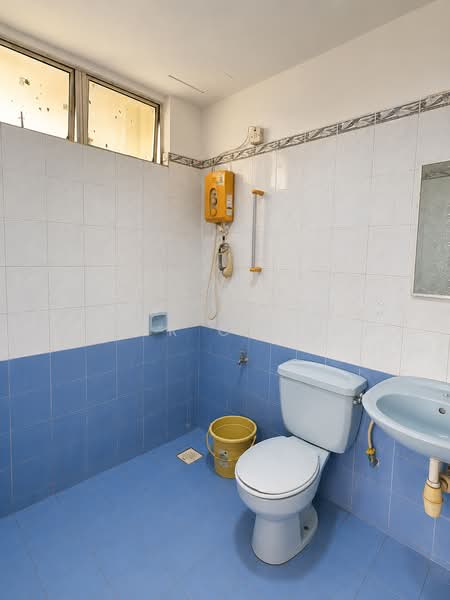 Kondominium untuk Disewa di Impian Heights - Peter Cheong - Bathroom - PropertyGuru.com.my