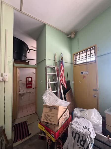 Shop for Sale in Taman Skudai Baru (Skudai) - Terry Tan - Bathroom - PropertyGuru.com.my