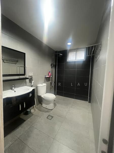 Kondominium untuk Dijual di Country Tower Condominium - Healer Lau - PropertyGuru.com.my