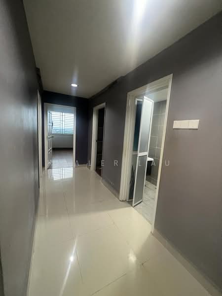 Kondominium untuk Dijual di Country Tower Condominium - Healer Lau - PropertyGuru.com.my