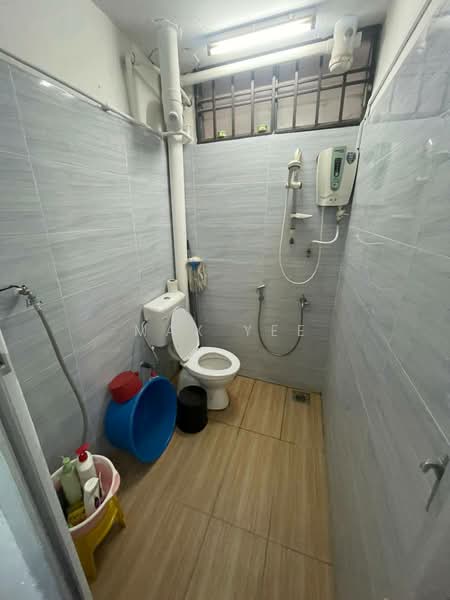 Townhouse for Sale in Taman Putri Kulai (Kulai) - Max Yee - Bathroom - PropertyGuru.com.my