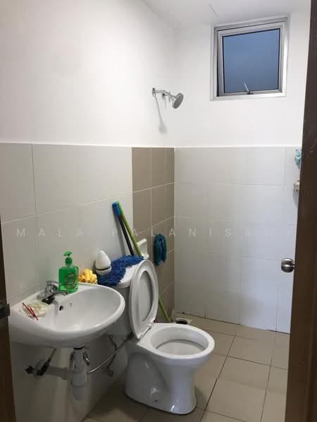 Pangsapuri untuk Dijual di Asteria - Mala Palanisamy - Bathroom - PropertyGuru.com.my