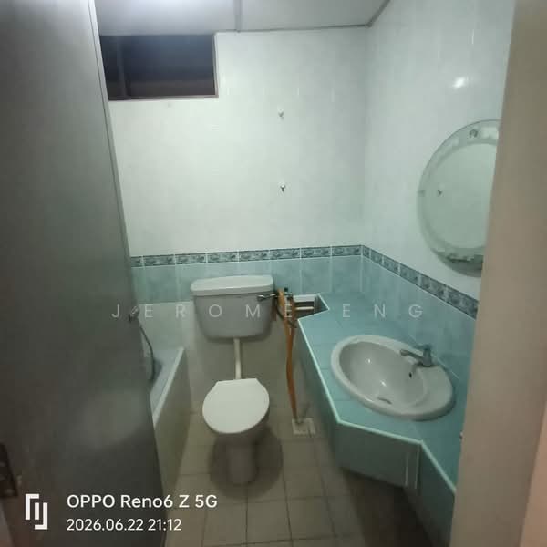 Kondominium untuk Dijual di Tiara View - Jerome Eng - Bathroom - PropertyGuru.com.my